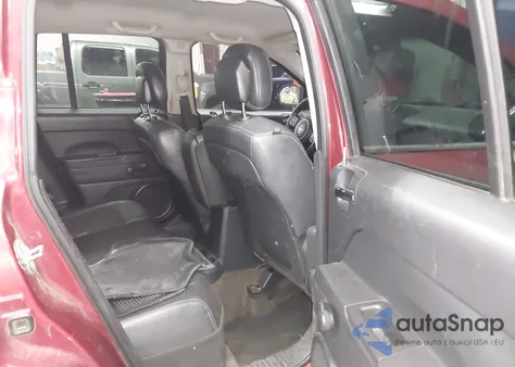 2014 Jeep Compass Altitude из США, поврежденный, VIN 1C4NJCBA9ED830535